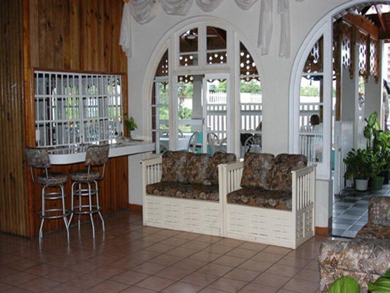 Village Hotel Очо Риос Интериор снимка